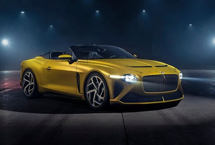 Luxury Car for the 2020 Era: The Bentley Bacalar #luxurycars #coolcars #fastcars #dreamcars #carmagazine #bevhillmag #beverlyhills #beverlyhillmagazine #bentley #bacalar #bentleymullinerbacalar #bentleybacalar #sportcars #beautifulcars