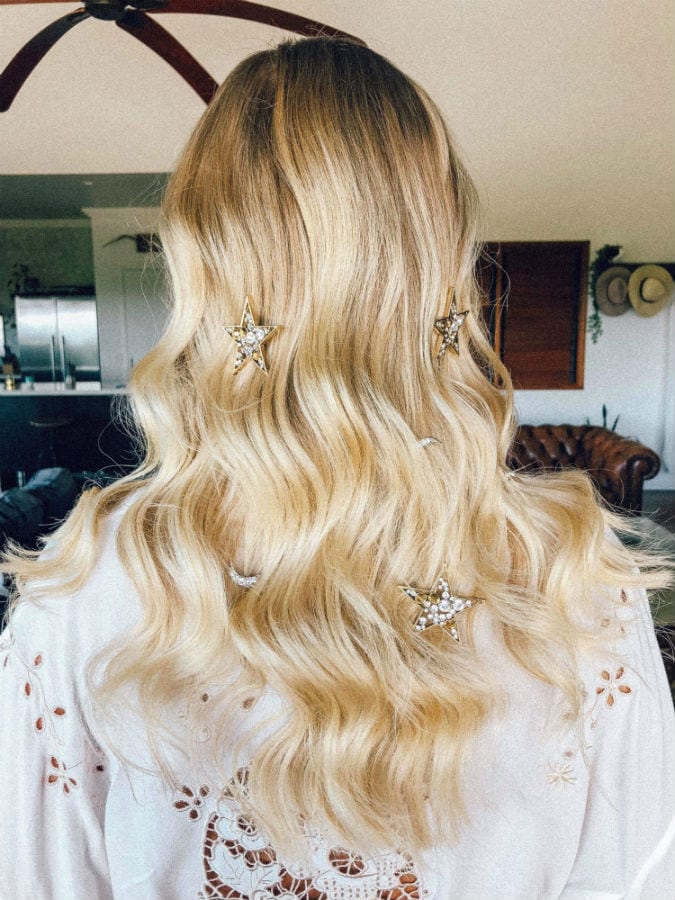 Gorgoeus Bridal Hairstyle With Star Jewelry Accessories
