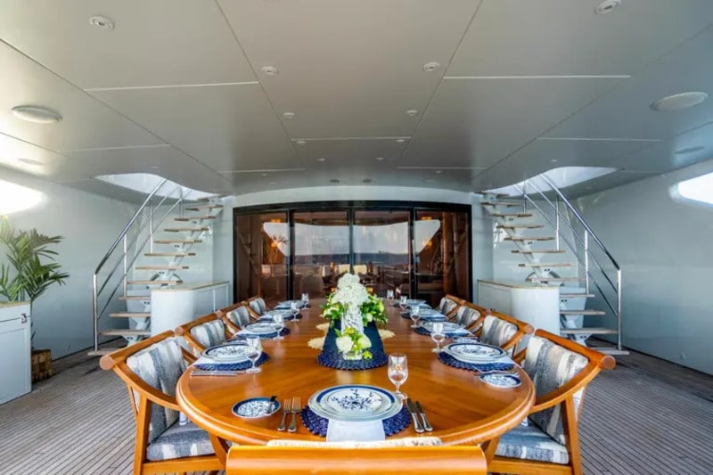 Superyachts For Sale: 180' Heesen 2011 #beverlyhills #bevhillsmag #beverlyhillsmagazine #luxury #yachts