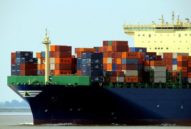 Tips For Buying A Shipping Container For Business Storage #global #shipping #importing #exporting #beverlyhills #beverlyhillsmagazine #bevhillsmag