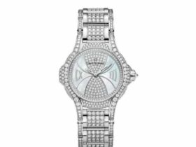 Carl F. Bucherer Watch For Women. $136,500 BUY NOW!!! #ladies #watch #cool #watches #sweet #timepiece #time #style #watchesofinstagram #style #fashion #fashionblogger #beautiful #gift #ideas #giftsforher #beverlyhills #BevHillsMag #beverlyhillsmagazine