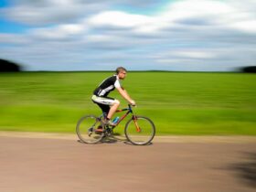 6 Health Essential Do’s and Don’ts of Cycling #exercise #health #fitness #beverlyhills #beverlyhillsmagazine #bevhillsmag