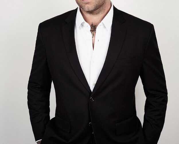 Daemon Hillin, CEO of Hillin Entertainment #daemonhillen #hollywood #producers #bevhillsmag #beverlyhills #beverlyhillsmagazine