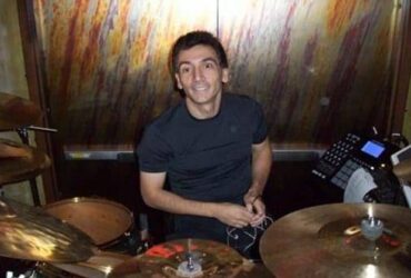 David Frangioni performs with Phil Collins ta Little Dreams Foundation Charity