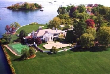 Donald Trump's First Mansion