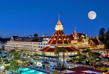 Hotel del Coronado: A Legendary Luxury Beachfront Escape #LuxuryResorts #SanDiegoTravel #LuxuryGetaways