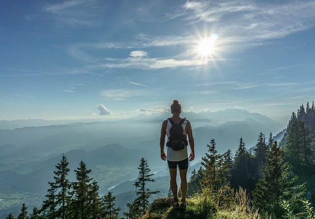 6 Easy Steps To Living A Healthy Lifestyle #sunshine #health #healthy #lifestyle #fit #beverlyhills #bevhillsmag #beverlyhillsmagazine