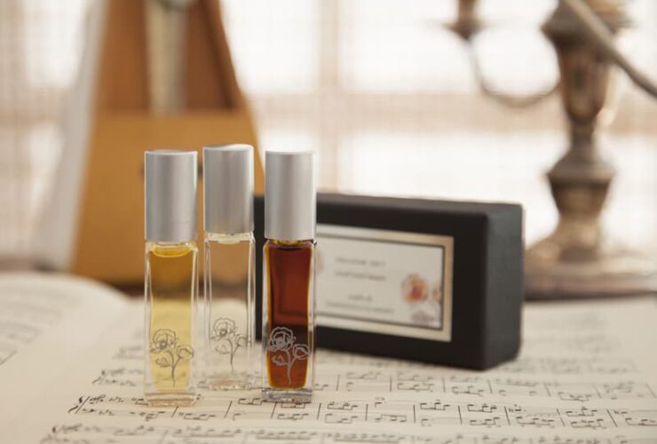 Gwendolyn-Mary-Pavane-Collection-Kathleen-Laccinole-Perfume_Set-Beverly-Hills-Magazine-WEB
