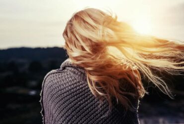How To Avoid Damaging Your Healthy Hair
