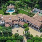 A Luxurious #Mansion in Exclusive Beverly Park North #beverlyhills #realestate #mansions #homes #dreamhome #celebrity #homesforsale #beverlyhillsmagazine #bevhillsmag