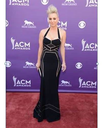 Kaely-Cuoco-in-MaxAzria-Beverly-Hills-Magazine