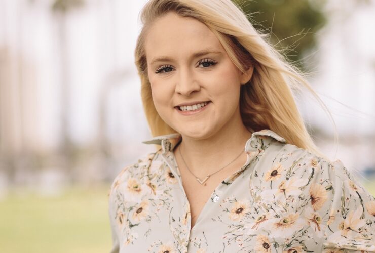 Laura Muensterer, Author, Poet