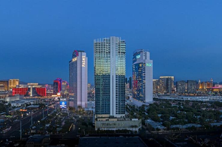 Ultimate Las Vegas Getaway At The Palms Casino #travel #lasvegas #thepalms #casino #beverlyhills #beverlyhillsmagazine #BevHillsMag