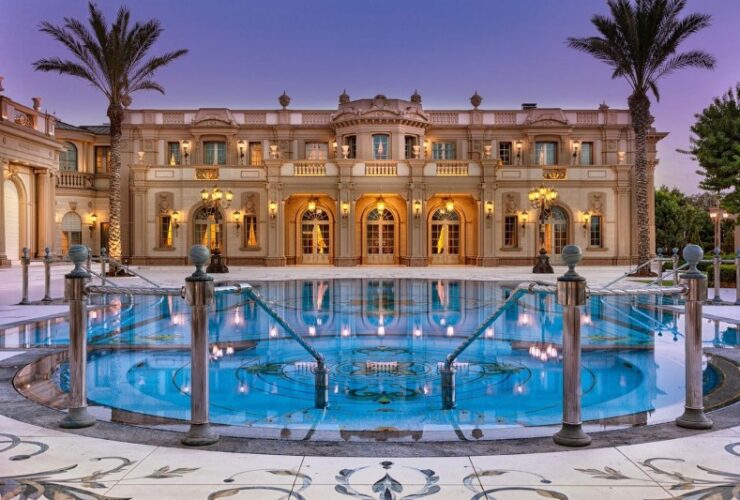 Majestic Mansion In Caesarea, Israel: #bevhillsmag #caesarea #royalstylemansion #majesticmansion #luxuryproperty #luxuryrealestate