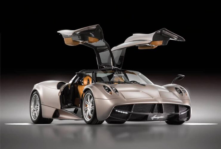 Most_Expensive_Car_Pagani_Huayra_Beverly_Hills_Magazine