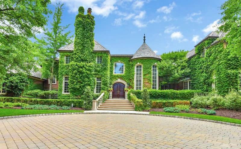 A Charming English Country Mansion in New Jersey #realestate #homes #newjersey #homesforsale #beverlyhills #mansion #BevHillsMag #beverlyhillsmagazine