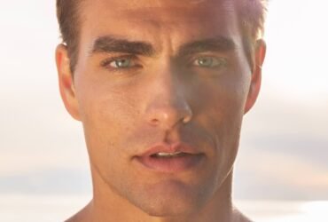 Seth Edeen: ReelShort’s #1 Star Reveals the Secrets of Vertical Fame #ReelShort #SethEdeen #VerticalSeries #GenZEntertainment #NewHollywood #ActingTips #MobileFirst #BeverlyHillsMagazine #SethEdeen #CelebrityInterviews