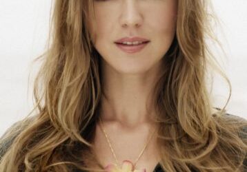 Samantha Lockwood, Jeweler of Flowers