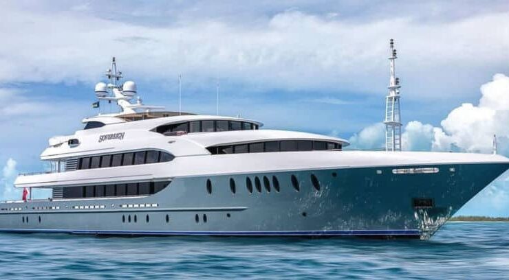 Sovereign 180 Newcastle For Sale $30,000,000 #beverlyhills #beverlyhillsmagazine #bevhillsmag #yacht #megayachts #travel #luxury #lifestyle