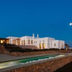 Top Reasons To Travel To Mykonos, Greece #travel #greece #mykonos #europe #beaches #love #sun #bevhillsmag #beverlyhills #greece #mykonos #beverlyhillsmagazine