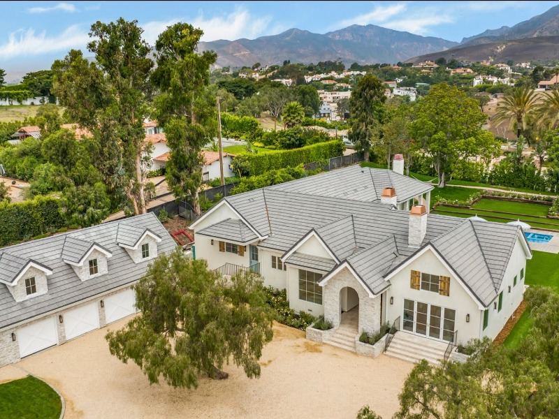 The Chateau Malibu #beverlyhills #beverlyhillsmagazine #bevhillsmag #realestate #mansion #luxury