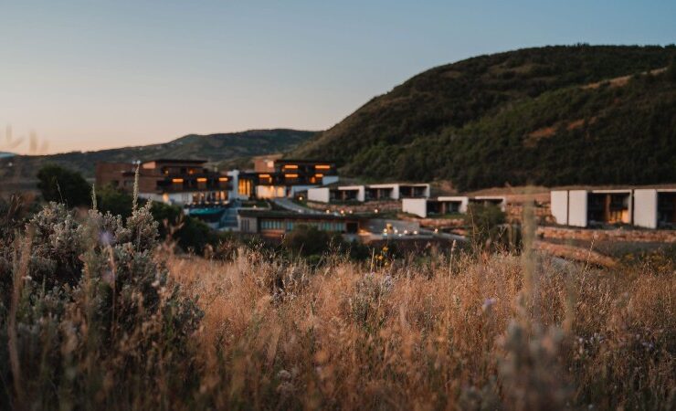 The Lodge At Blue sky, Auberge Resort: #bevhillsmag #aubergeresort #bluesky #utah