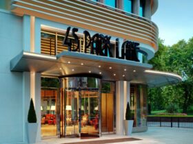 Vacation at the Sophisticated 45 Park Lane #vacation #travel #ivestarhotels #luxury #hotels #bevhillsmag #beverlyhills #beverlyhillsmagazine