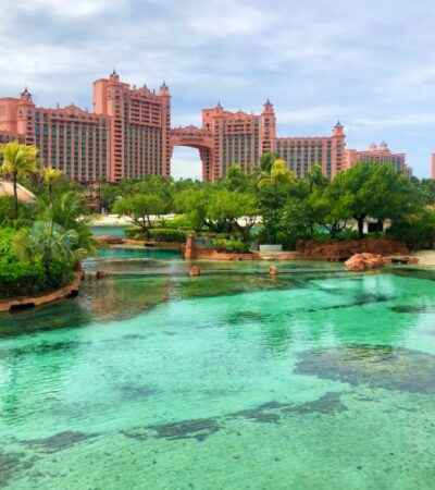 Amazing Things To Do in Nassau Bamahas #nassau #bahamas #caribbean #bevhillsmag #beverlyhills #beverlyhillsmagazine