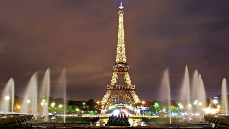 TOP 10 PLACES TO VISIT IN #PARIS #vacation #travel #bucketlist #beverlyhills #beverlyhillsmagazine #france