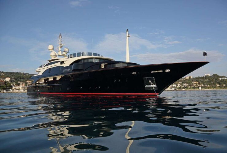 Yachting-Luxury-Lifestyle-Luxury-Yacht-Charters-Luxury-Yachts-Charter-Yachts-Ulysses-yacht-Fraser-Yachts -Beverly-Hills-Magazine-1