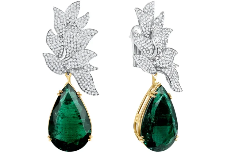 Yessayan High End Fine Luxury Jewelry Beverly Hills Magazine Main #fashion #shop #style #jewelry #luxuryjewelry #highendjewelry #earrings #dropearrings #emerald #diamonds #Yessayan #BeverlyHills #BevHillsMag #BeverlyHillsMagazine