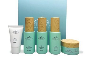 Botanical Beauty: Unveiling Your Radiance #bevhillsmag #beverlyhills #beverlyhillsmagazine #vegan #beauty #beautyproducts