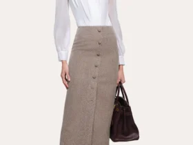 Elie Tahari: Defining Modern Elegance in Women’s Fashion #ElieTahari, #LuxuryFashion, #WomensFashion, #ModernElegance, #EmpoweredStyle, #TimelessDesign, #BevHillsMag, #BeverlyHills, #BeverlyHillsMagazine, #ChicStyle