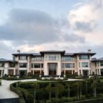 5 Most Luxurious Homes in Beverly Hills #beverlyhills #beverlyhillsmagazine #bevhillsmag #luxurioushomes #privateresidence #realestate #beautifulmansion