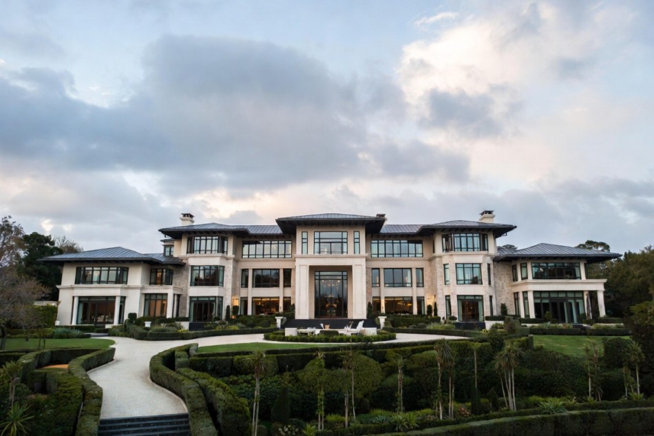 5 Most Luxurious Homes in Beverly Hills #beverlyhills #beverlyhillsmagazine #bevhillsmag #luxurioushomes #privateresidence #realestate #beautifulmansion