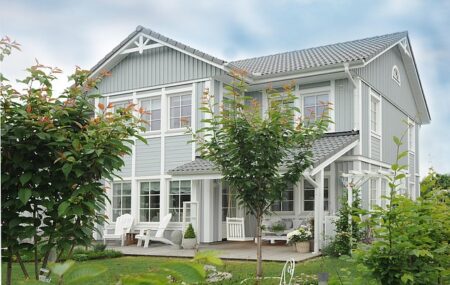 VRBO: Vacation Rentals for Modern Travelers Worldwide #VRBO #VacationRentals #TravelMadeEasy #FamilyVacations #UniqueStays #BookWithVRBO #DreamGetaway #BevHillsMag #BeverlyHills #BeverlyHillsMagazine