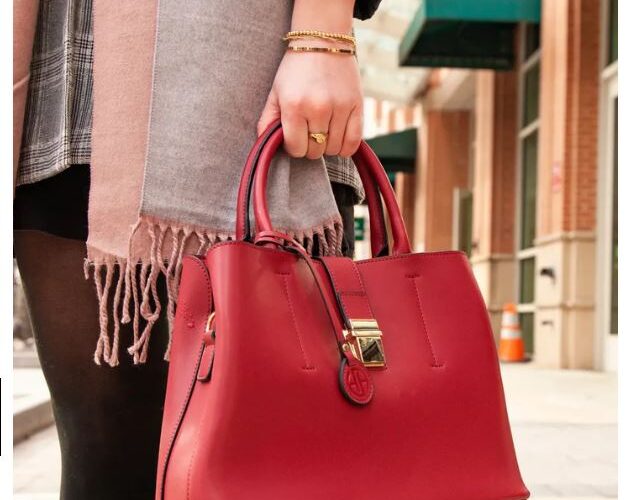 Youzey: Fabulous #Handbags for Women #bevhillsmag #beverlyhills #beverlyhillsmagazine #fashion #style #shop