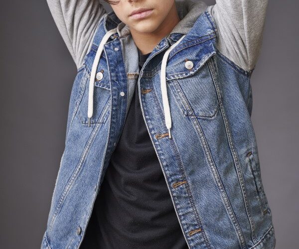 Hollywood Spotlight- Alessio Scalzotto- #star #bevhillsmag #beverlyhills #beverlyhillsmagazine #rimoftheworld #risingstar #genius:picasso #interview #talent #movie #netflix #alessio #alessioscalzatto #camping #world #hollywood