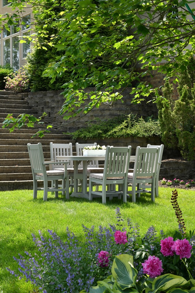 How To Give Your Garden A Luxurious Make-over #luxurious garden