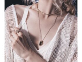 Gigi Clozeau and Her Passion for Jewelry #jewels #jewelry #love #style #fashion #vintage #jewellery #bevhillsmag #beverlyhills #beverlyhillsmagazine