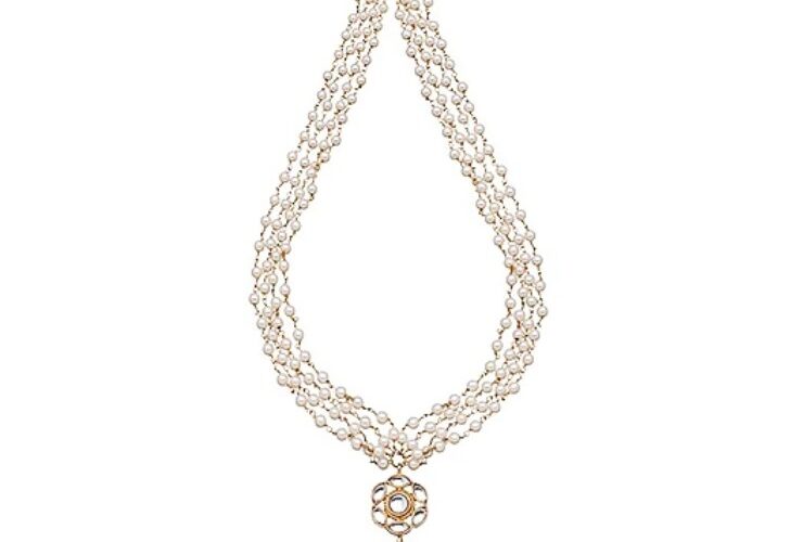 beverly hills magazine blossom box jewelry gold silver jewels 1 #fashion #shop #style #Blossomboxjewelry #jewelry #diamonds #bracelet #necklace #earrings #bevhillsmag #beverlyhillsmagazine #beverlyhills