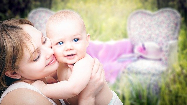 6 Tips To Be A Healthy Breastfeeding Mother #motherhood #babies #mommy #bevhillsmag #beverlyhills #beverlyhillsmagazine