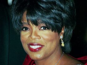 Oprah Winfrey: Media Mogul, Entrepreneurial Trailblazer, and Literary Force #oprah #oprahwinfrey #business #success #entrepreneurs