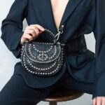 Campomaggi Italian leather: styling the mini clutch bag