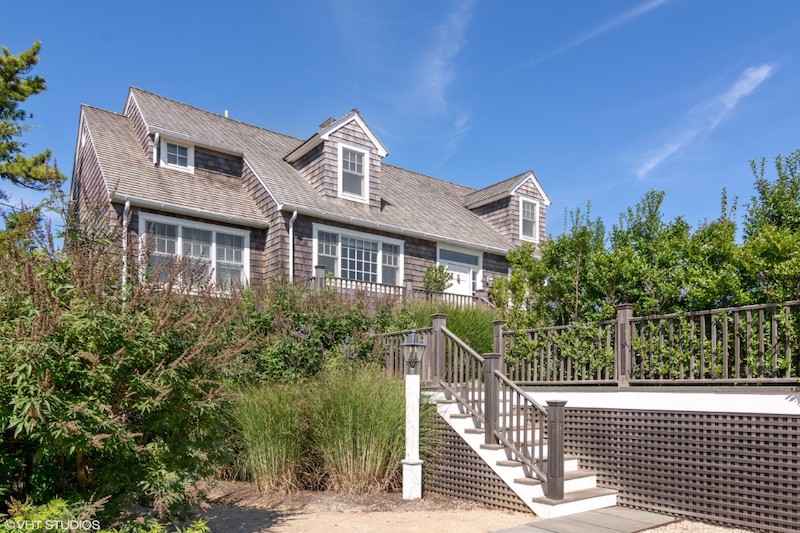 Mel Brooks & Anne Bancroft's Luxury Beach Cottage