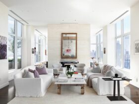 Jennifer Lawrence's Manhattan Penthouse #jenniferlawrence #luxury #realestate #homesforsale #celebrity #celebrityhomes #celebrityrealestate #dreamhomes #beverlyhills #bevhillsmag #beverlyhillsmagazine