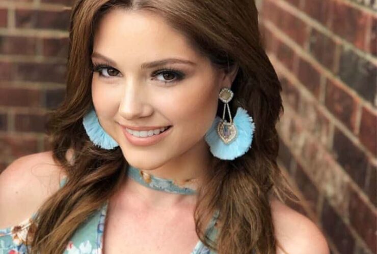 Created For A Queen: Esther's Air Jewelry #beautiful #earrings #designer #fashion #style #jewelry #colorful #jewellery #beverlyhills #beverlyhillsmagazine #bevhillsmag #bible #jesus #queen #esther #jewelry