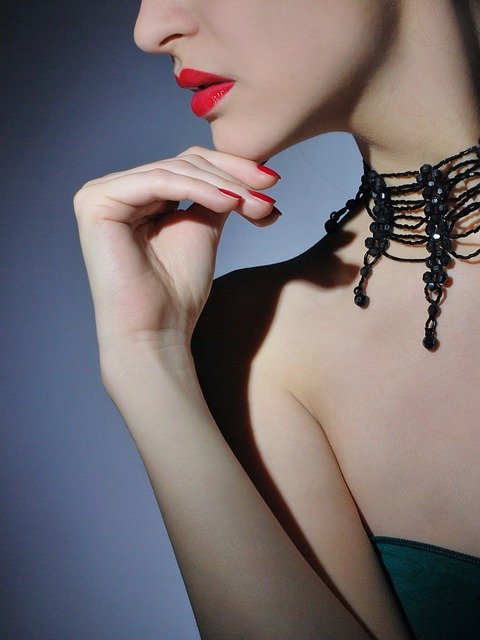 5 Top Jewelry Influencers and Bloggers #fashion #style #jewelry #bevhillsmag #beverlyhills #beverlyhillsmagazine