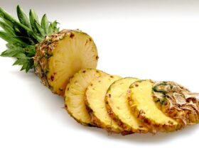 Health Benefits of #Pineapples #healthy #life #fruits #strawberries #helath #diets #bevhillsmag #beverlyhills #beverlyhillsmagazine