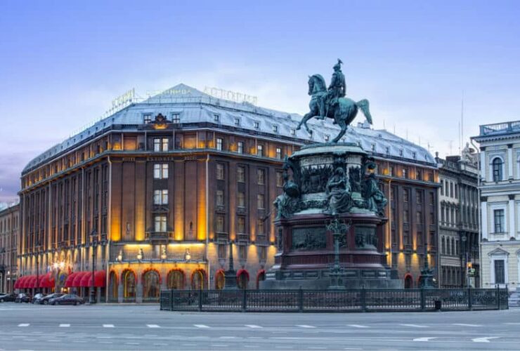 Hotel Astoria #Russia #stpetersburg #travel #5star #luxury #hotels #europe #beverlyhills #beverlyhillsmagazine #bevhillsmag